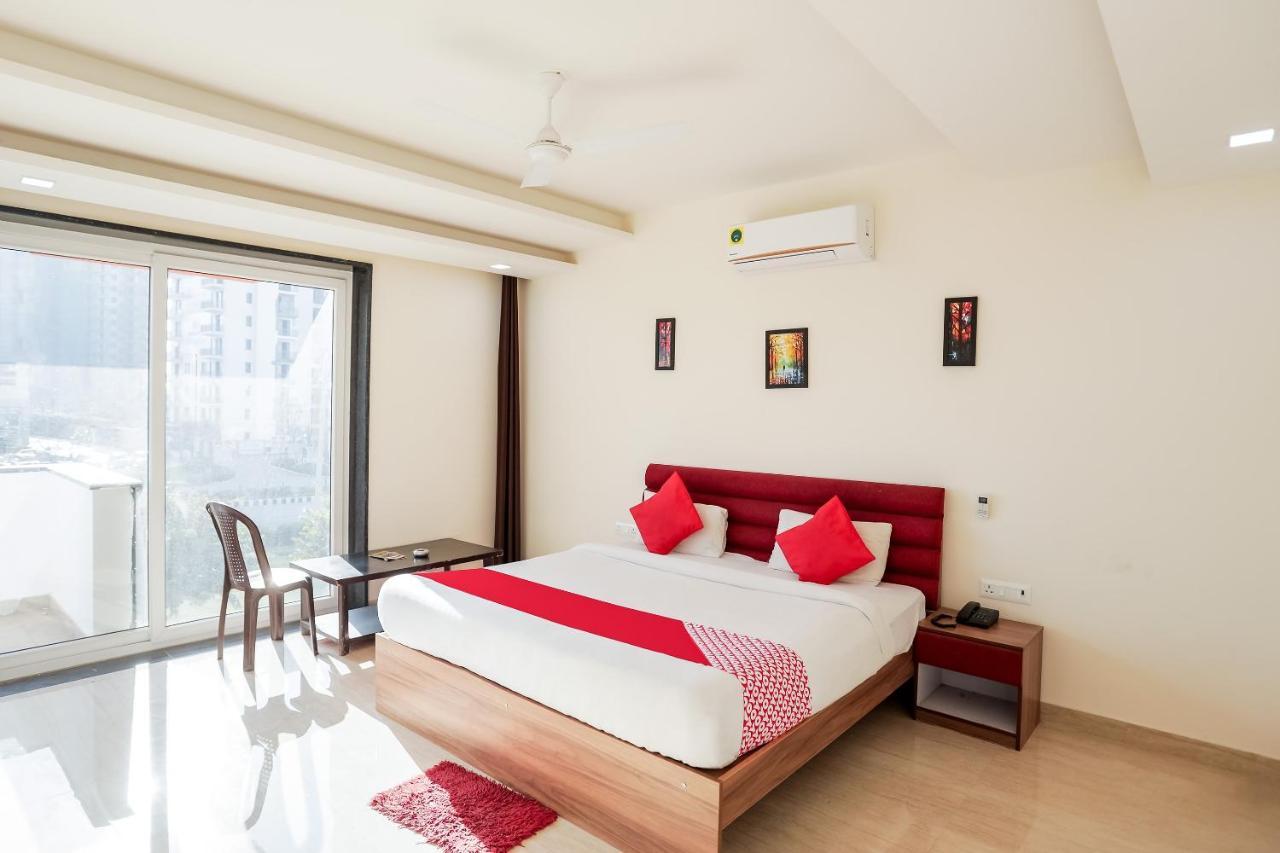 Oyo 65118 Hotel Vatika Gurgaon Bagian luar foto