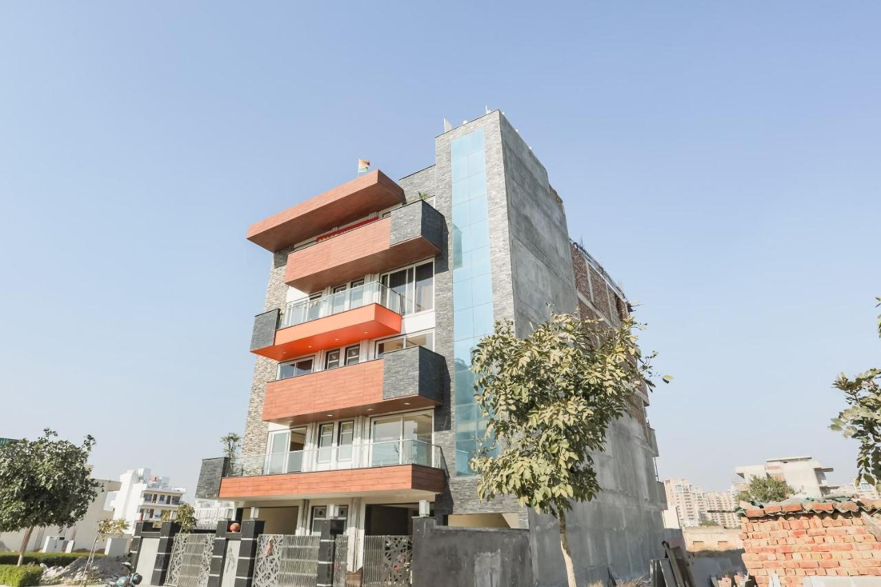 Oyo 65118 Hotel Vatika Gurgaon Bagian luar foto