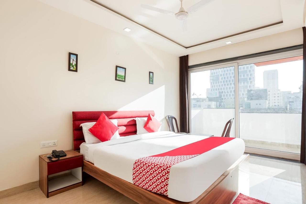 Oyo 65118 Hotel Vatika Gurgaon Bagian luar foto